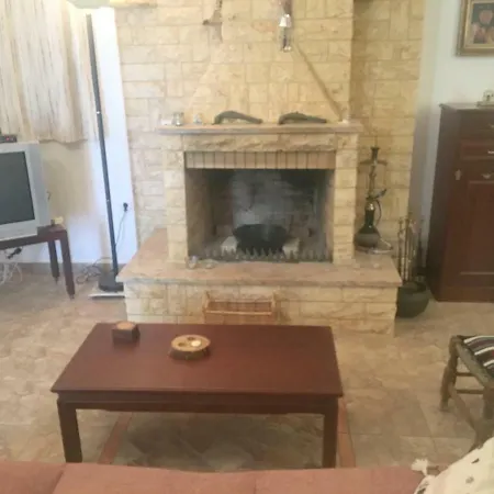 Elisavet's House Lévktron
