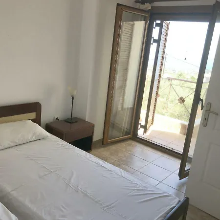 Elisavet's House Apartmán