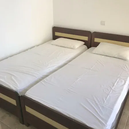 Elisavet's House Апартаменты Levktron